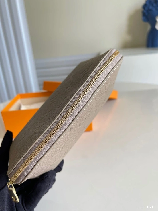 First bags ru reviews VUITTON LOUIS POUCH COSMETIC 0728
